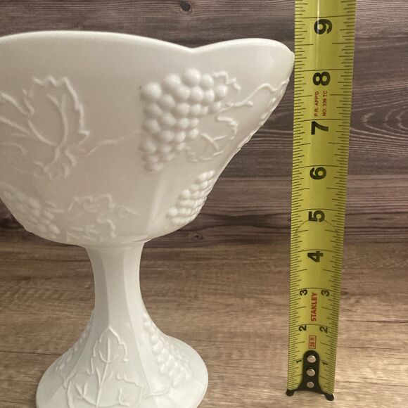 Vintage Grape Milk Glass Large Tall Compote Bowl 8" Imperial Glass Scallop - Picture 11 of 12
